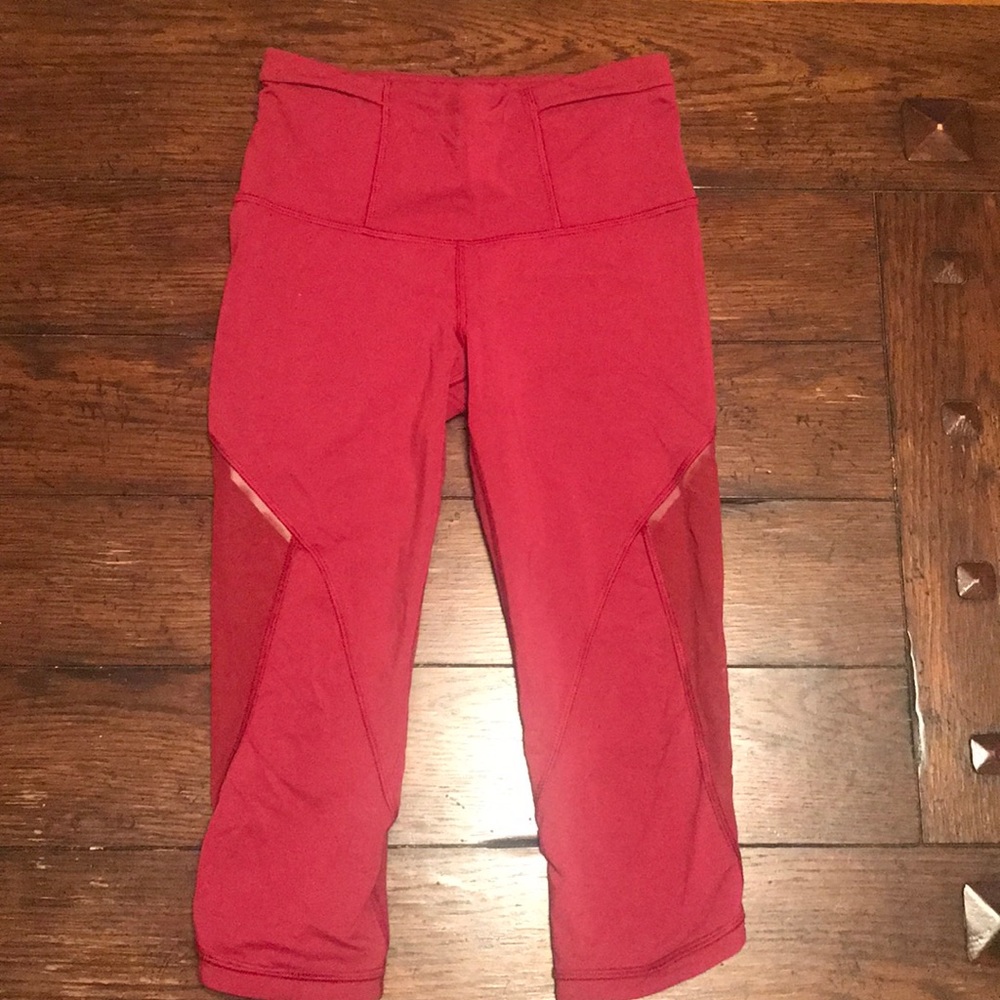 Lululemon Mesh Crops